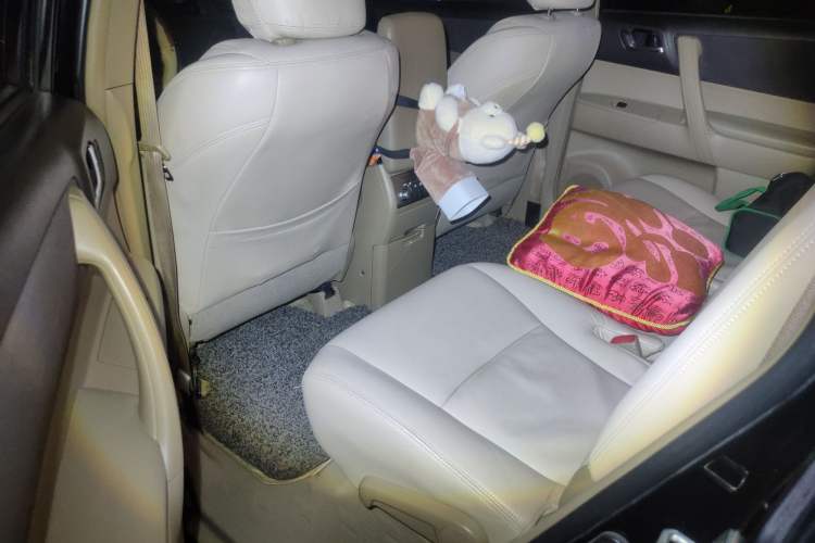 Used Toyota Highlander 2012 3.5L 4x4 7-Seater Elite Edition Left Rear Seat