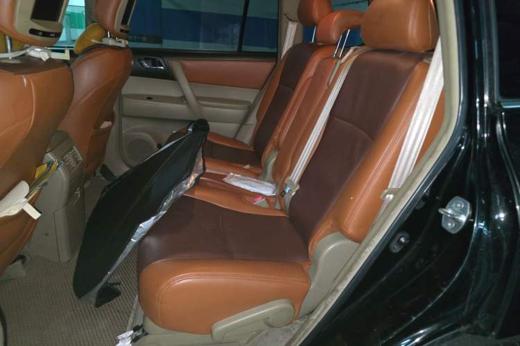 Used Toyota Highlander 2012 2.7L 2WD 5-Seater Elite Edition Left Rear Seat