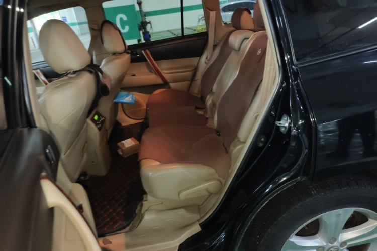 Used Toyota Highlander 2012 3.5L 4x4 7-Seater Ultimate Edition Left Rear Seat
