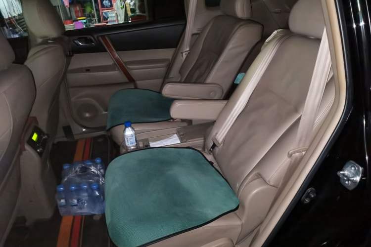 Used Toyota Highlander 2012 3.5L 4x4 7-Seater Ultimate Edition Left Rear Seat