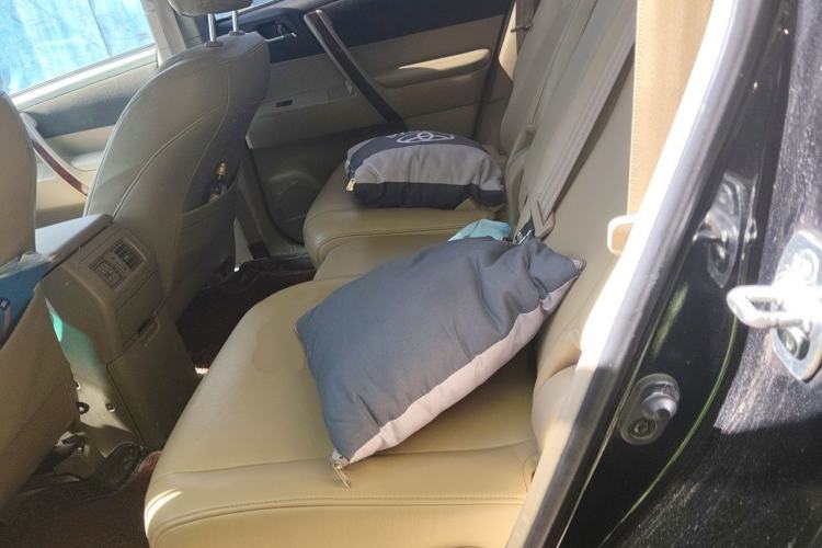 Used Toyota Highlander 2012 2.7L 2WD 5-Seater Elite Edition Left Rear Seat
