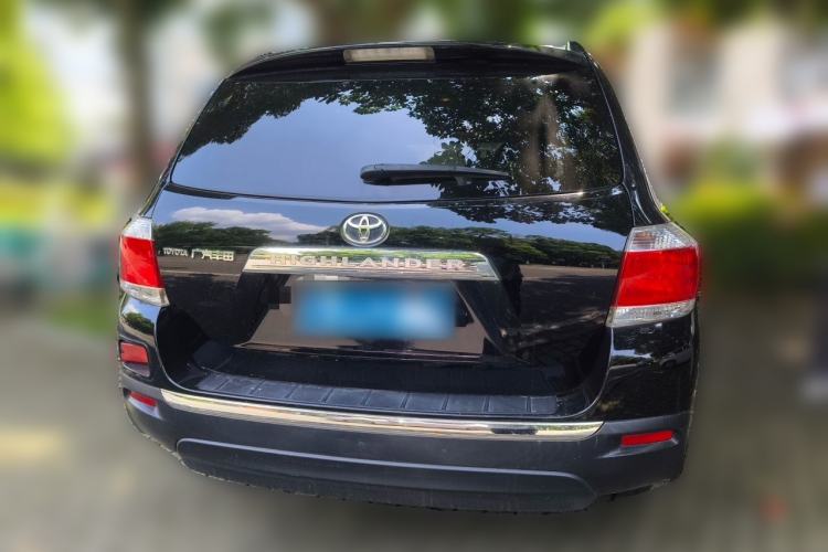Used Toyota Highlander 2012 2.7L Two-Wheel Drive 5-Seater Sport Edition Rear