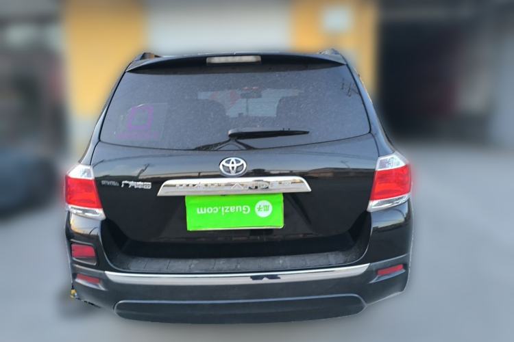 Used Toyota Highlander 2012 2.7L Two-Wheel Drive 7-Seater Luxury Edition Rear