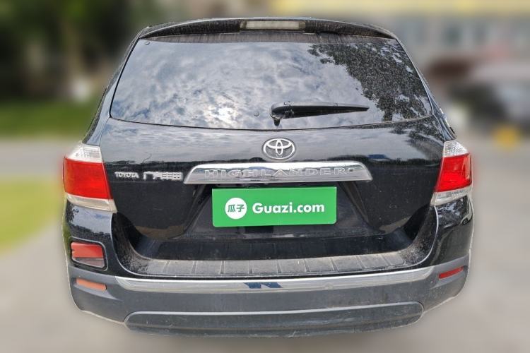 Used Toyota Highlander 2012 2.7L Two-Wheel Drive 7-Seater Luxury Edition Rear
