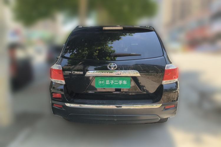 Used Toyota Highlander 2012 2.7L Two-Wheel Drive 7-Seater Luxury Navigation Edition Rear