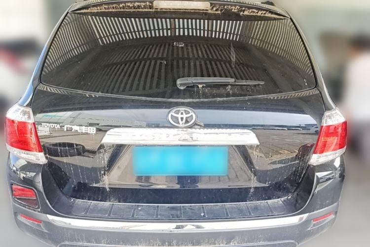 Used Toyota Highlander 2012 2.7L Two-Wheel Drive 7-Seater Luxury Edition Rear