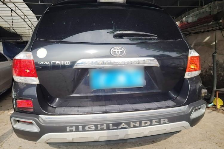 Used Toyota Highlander 2012 2.7L Two-Wheel Drive 7-Seater Elite Edition Rear
