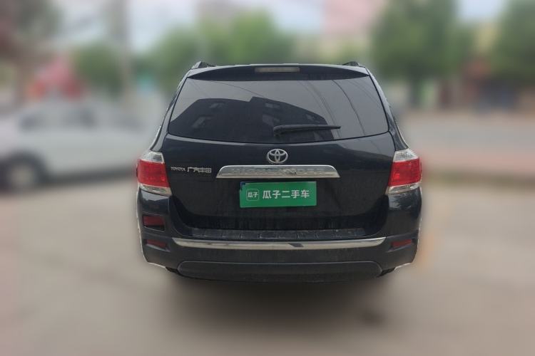 Used Toyota Highlander 2012 2.7L Two-Wheel Drive 7-Seater Luxury Edition Rear