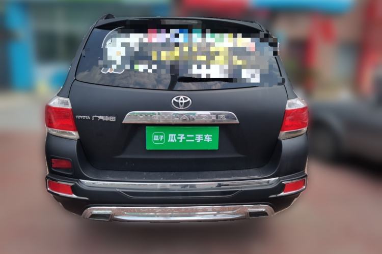Used Toyota Highlander 2012 2.7L Two-Wheel Drive 7-Seater Luxury Edition Rear