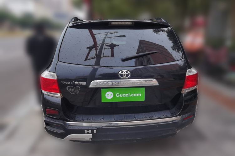 Used Toyota Highlander 2012 2.7L Two-Wheel Drive 7-Seater Luxury Edition Rear