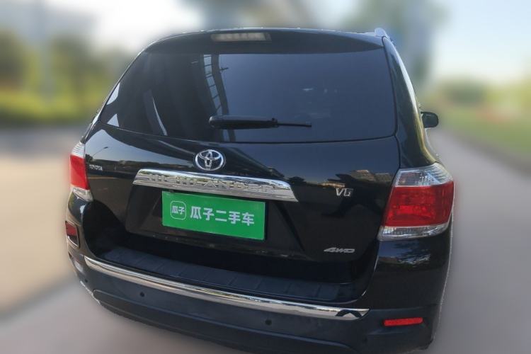 Used Toyota Highlander 2012 2.7L Two-Wheel Drive 7-Seater Elite Edition Rear