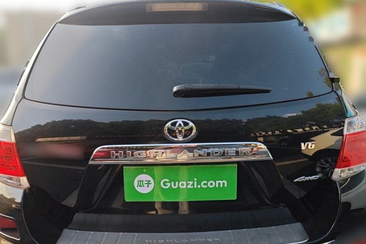 Used Toyota Highlander 2012 2.7L Two-Wheel Drive 7-Seater Luxury Navigation Edition Rear