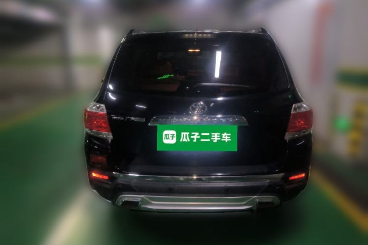 Used Toyota Highlander 2012 2.7L Two-Wheel Drive 7-Seater Ultimate Edition Rear