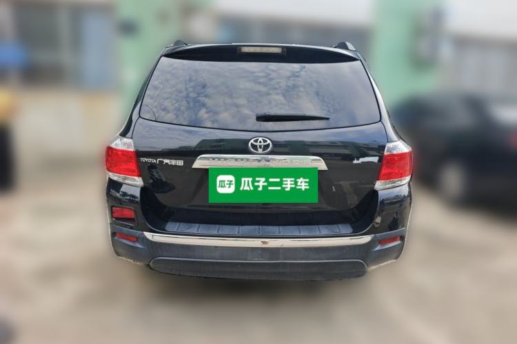 Used Toyota Highlander 2012 2.7L Two-Wheel Drive 7-Seater Elite Edition Rear