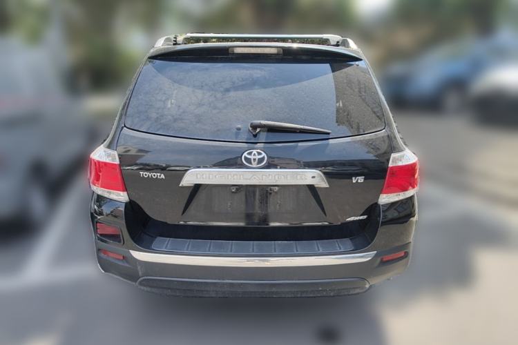 Used Toyota Highlander 2012 2.7L Two-Wheel Drive 7-Seater Luxury Edition Rear