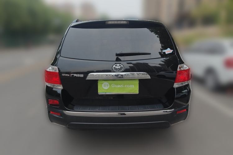 Used Toyota Highlander 2012 2.7L Two-Wheel Drive 7-Seater Luxury Edition Rear
