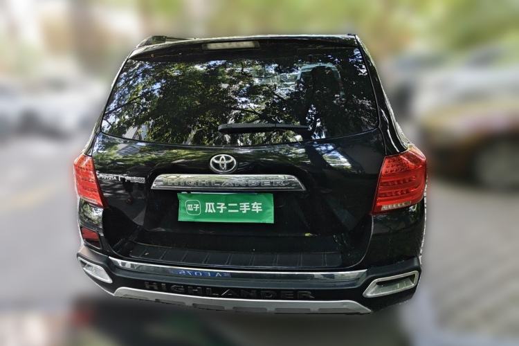 Used Toyota Highlander 2012 2.7L Two-Wheel Drive 7-Seater Luxury Edition Rear