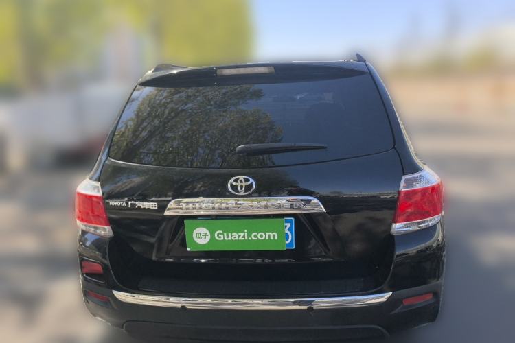 Used Toyota Highlander 2012 2.7L Two-Wheel Drive 5-Seater Sport Edition Rear