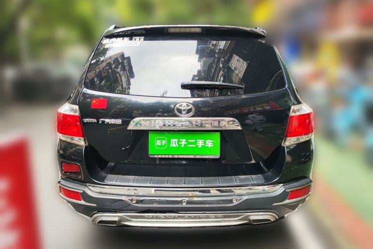 Used Toyota Highlander 2012 2.7L Two-Wheel Drive 7-Seater Luxury Edition Rear