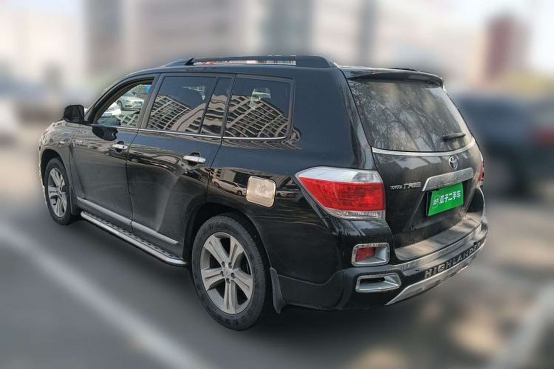 Used Toyota Highlander 2012 2.7L Two-Wheel Drive 7-Seater Luxury Edition Rear Left 45 Deg