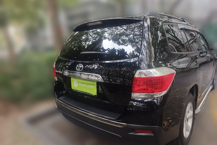 Used Toyota Highlander 2012 2.7L Two-Wheel Drive 7-Seater Elite Edition Rear