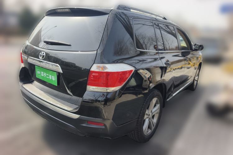 Used Toyota Highlander 2012 2.7L Two-Wheel Drive 7-Seater Luxury Edition Rear Right 45 Deg
