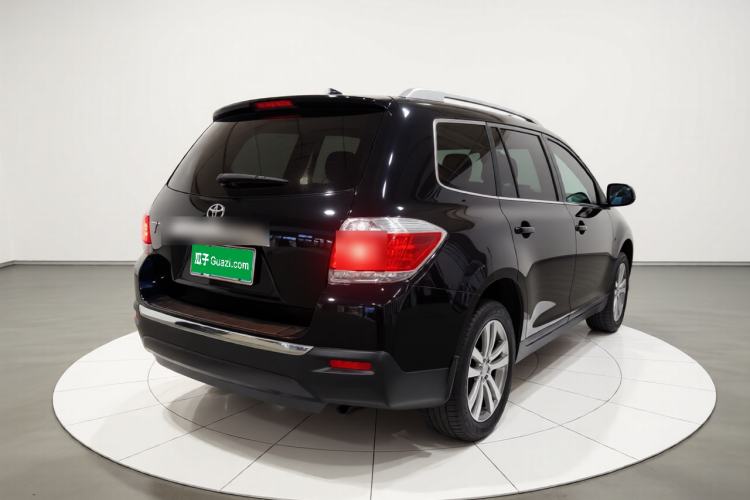 Used Toyota Highlander 2012 2.7L Two-Wheel Drive 7-Seater Luxury Edition Rear Right 45 Deg