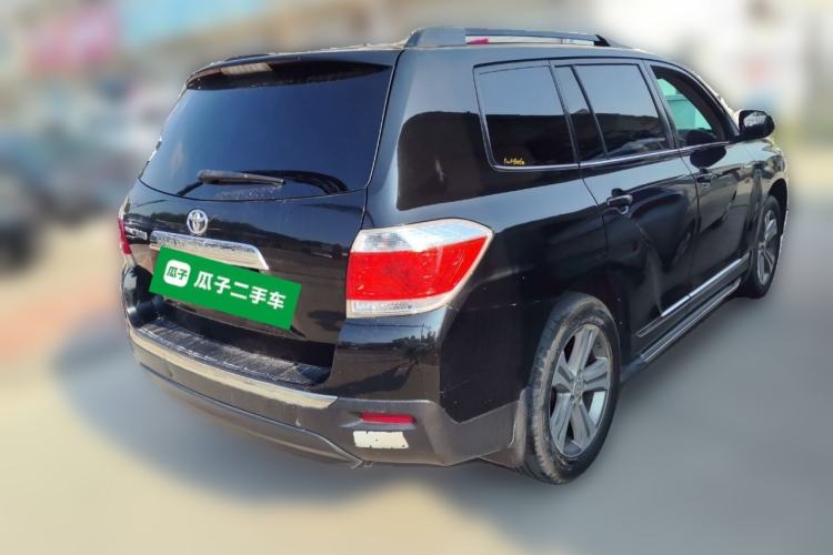 Used Toyota Highlander 2012 2.7L Two-Wheel Drive 7-Seater Luxury Edition Rear Right 45 Deg
