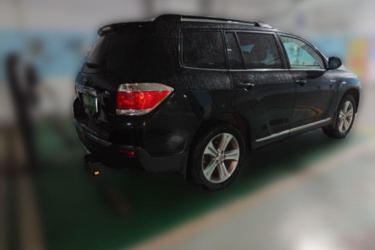 Used Toyota Highlander 2012 2.7L Two-Wheel Drive 5-Seater Sport Edition Rear Right 45 Deg
