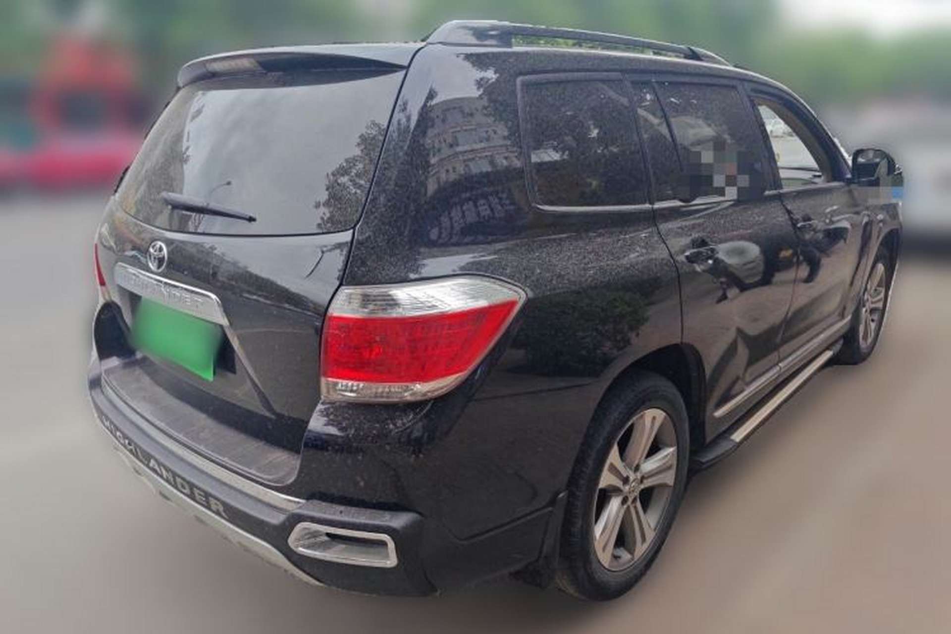 Used Toyota Highlander 2012 2.7L Two-Wheel Drive 7-Seater Luxury Edition Rear Right 45 Deg