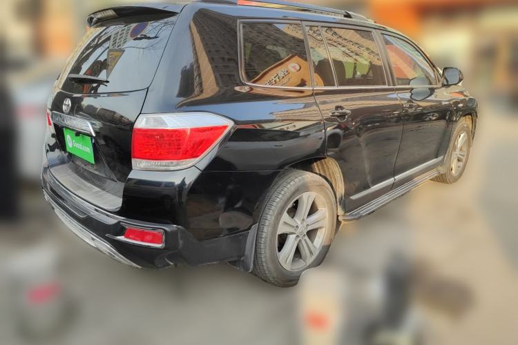 Used Toyota Highlander 2012 2.7L Two-Wheel Drive 7-Seater Luxury Edition Rear Right 45 Deg
