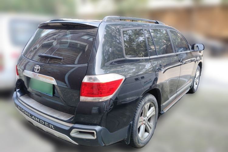 Used Toyota Highlander 2012 2.7L Two-Wheel Drive 7-Seater Luxury Edition Rear Right 45 Deg