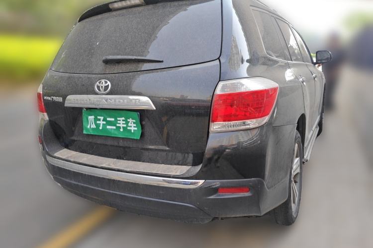 Used Toyota Highlander 2012 2.7L Two-Wheel Drive 5-Seater Sport Edition Rear Right 45 Deg