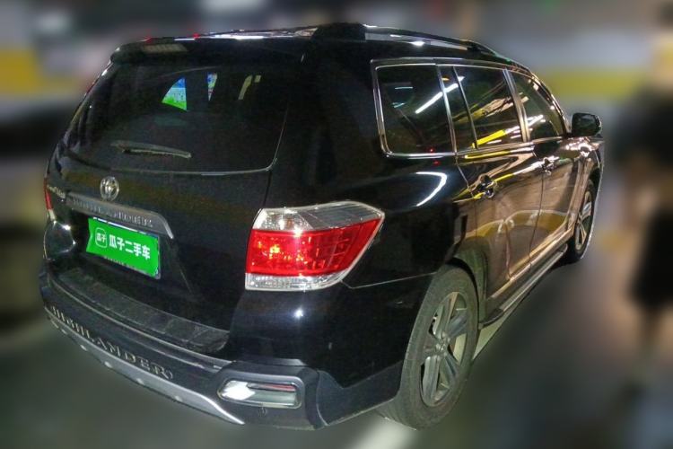 Used Toyota Highlander 2012 2.7L Two-Wheel Drive 7-Seater Luxury Edition Rear Right 45 Deg
