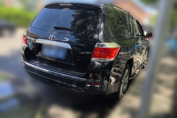 Used Toyota Highlander 2012 2.7L Two-Wheel Drive 7-Seater Luxury Edition Rear Right 45 Deg
