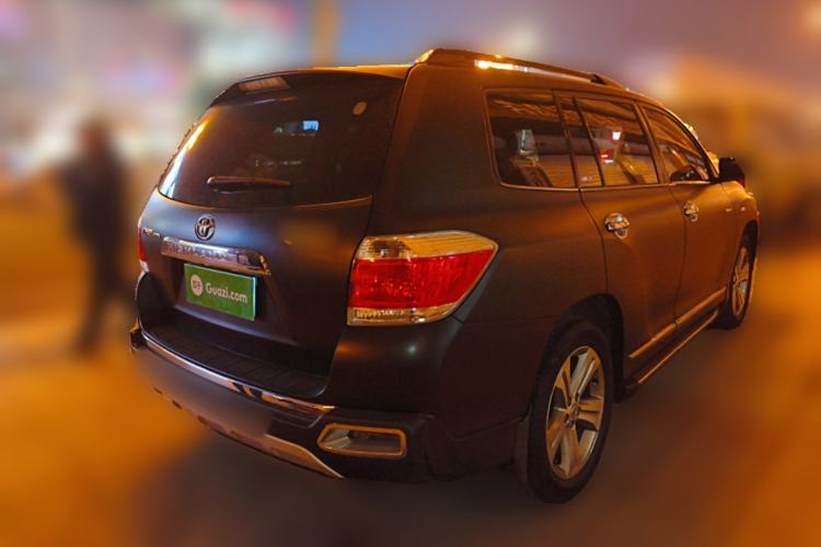 Used Toyota Highlander 2012 2.7L Two-Wheel Drive 7-Seater Luxury Edition Rear Right 45 Deg