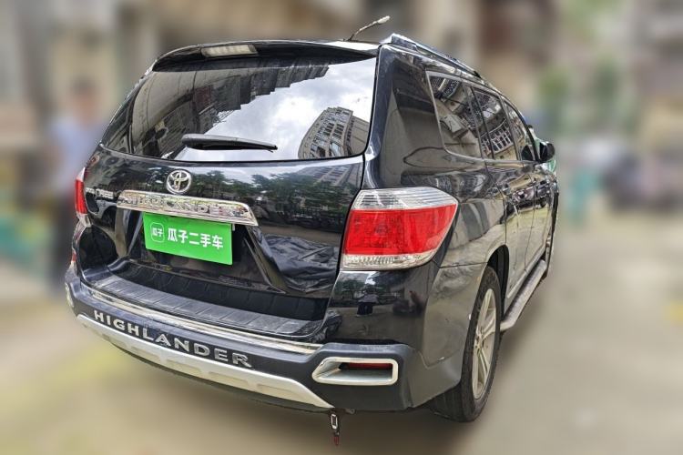 Used Toyota Highlander 2012 2.7L Two-Wheel Drive 7-Seater Luxury Navigation Edition Rear Right 45 Deg