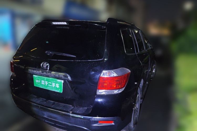 Used Toyota Highlander 2012 2.7L Two-Wheel Drive 5-Seater Sport Edition Rear Right 45 Deg