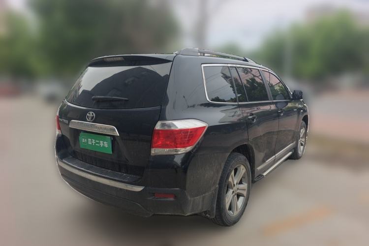 Used Toyota Highlander 2012 2.7L Two-Wheel Drive 7-Seater Luxury Edition Rear Right 45 Deg