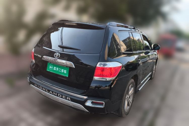 Used Toyota Highlander 2012 2.7L Two-Wheel Drive 7-Seater Luxury Edition Rear Right 45 Deg