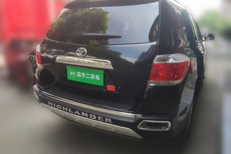 Used Toyota Highlander 2012 2.7L Two-Wheel Drive 5-Seater Sport Edition Rear Right 45 Deg