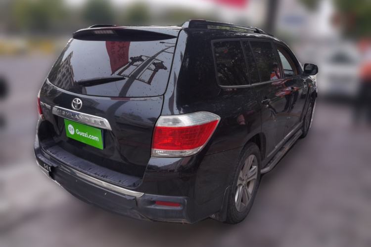 Used Toyota Highlander 2012 2.7L Two-Wheel Drive 7-Seater Luxury Edition Rear Right 45 Deg