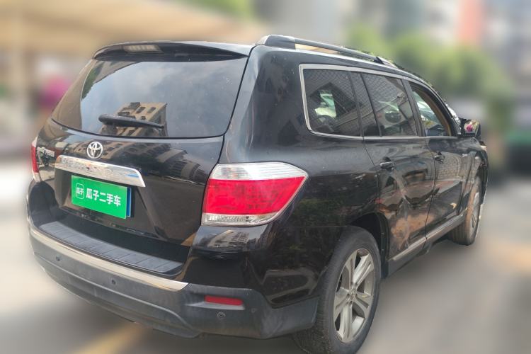 Used Toyota Highlander 2012 2.7L Two-Wheel Drive 7-Seater Luxury Edition Rear Right 45 Deg