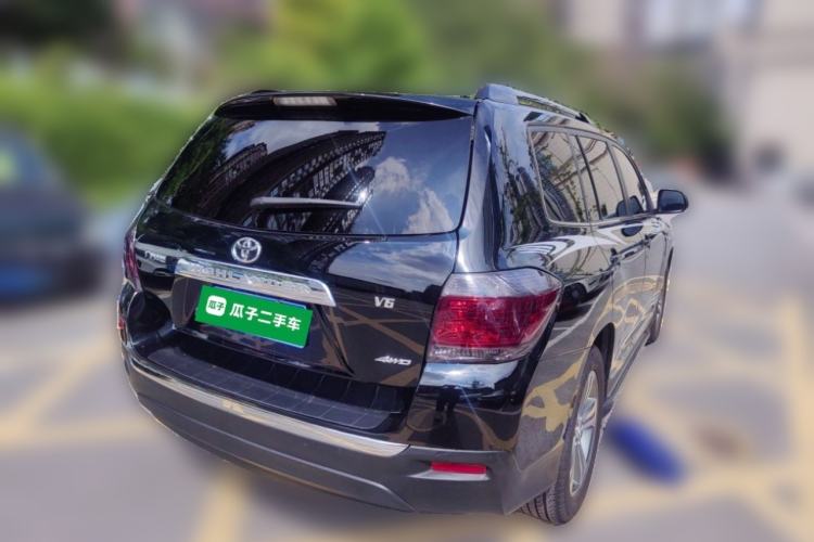 Used Toyota Highlander 2012 2.7L Two-Wheel Drive 7-Seater Luxury Edition Rear Right 45 Deg
