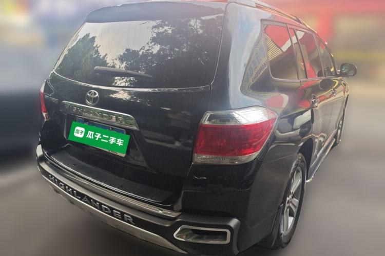 Used Toyota Highlander 2012 2.7L Two-Wheel Drive 7-Seater Luxury Edition Rear Right 45 Deg