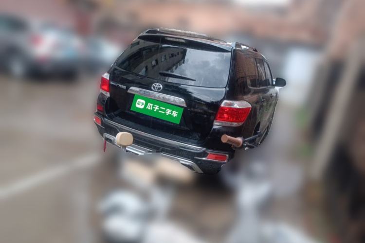 Used Toyota Highlander 2012 2.7L Two-Wheel Drive 7-Seater Luxury Edition Rear Right 45 Deg