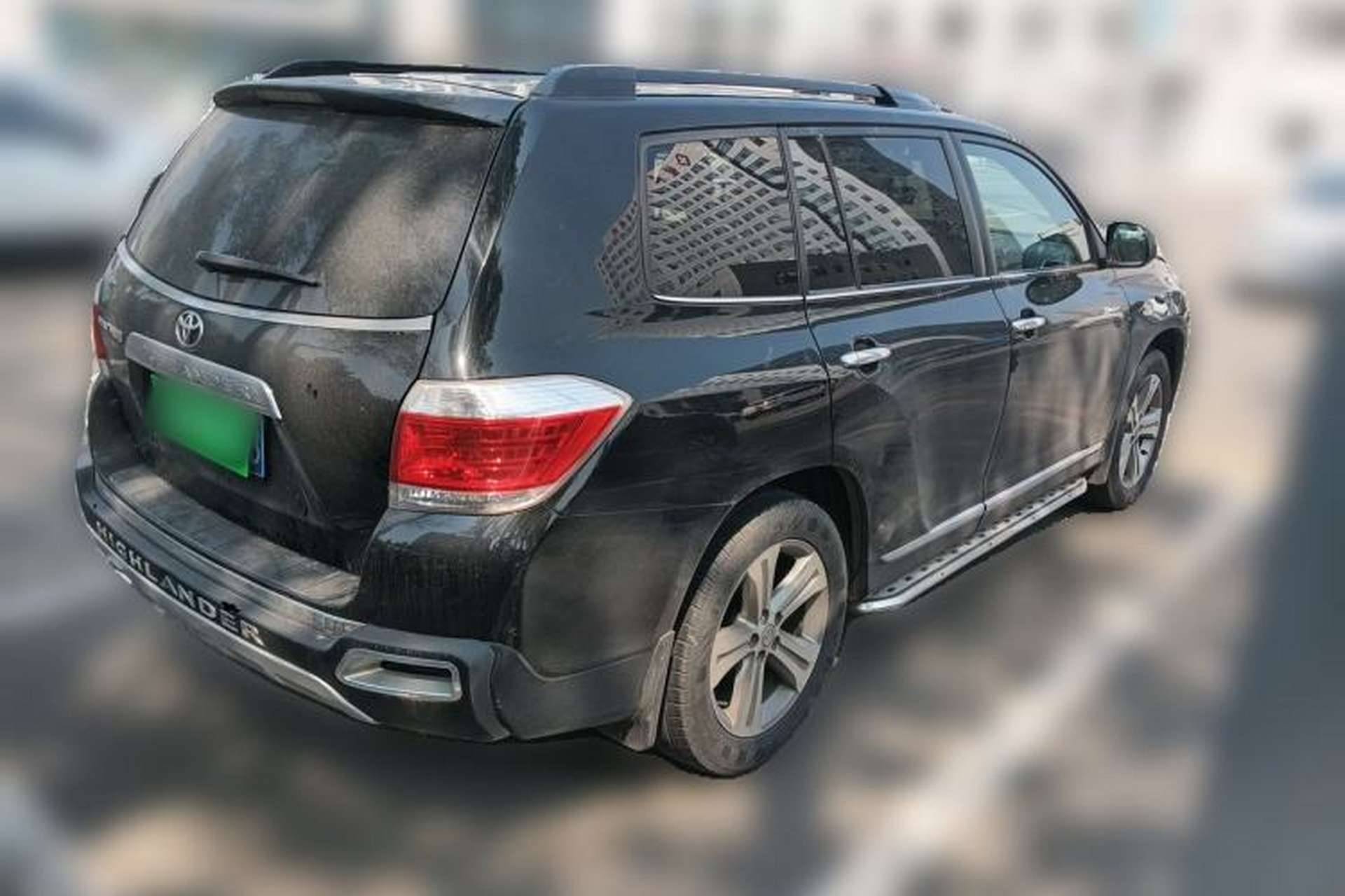 Used Toyota Highlander 2012 2.7L Two-Wheel Drive 7-Seater Luxury Edition Rear Right 45 Deg