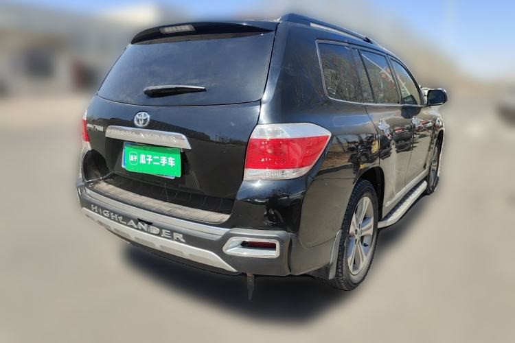 Used Toyota Highlander 2012 2.7L Two-Wheel Drive 7-Seater Luxury Edition Rear Right 45 Deg