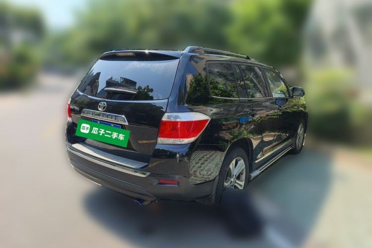 Used Toyota Highlander 2012 2.7L Two-Wheel Drive 7-Seater Luxury Edition Rear Right 45 Deg