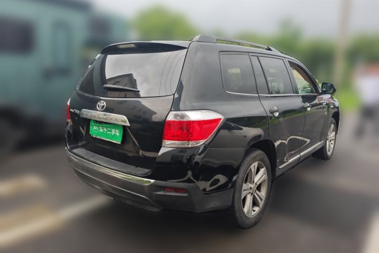 Used Toyota Highlander 2012 2.7L Two-Wheel Drive 7-Seater Luxury Edition Rear Right 45 Deg